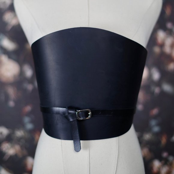 Dehanche-inspired Corset Belt - handmade, genuine leather, absolutely st… - Picture 5 of 10